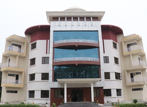 College of Management and Commerce